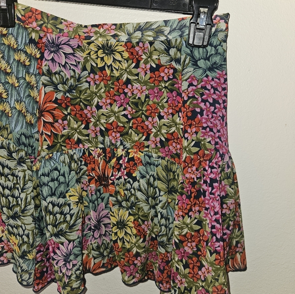 Urban Outfitters Floral Mini Skirt Size Xs - Picture 4 of 12
